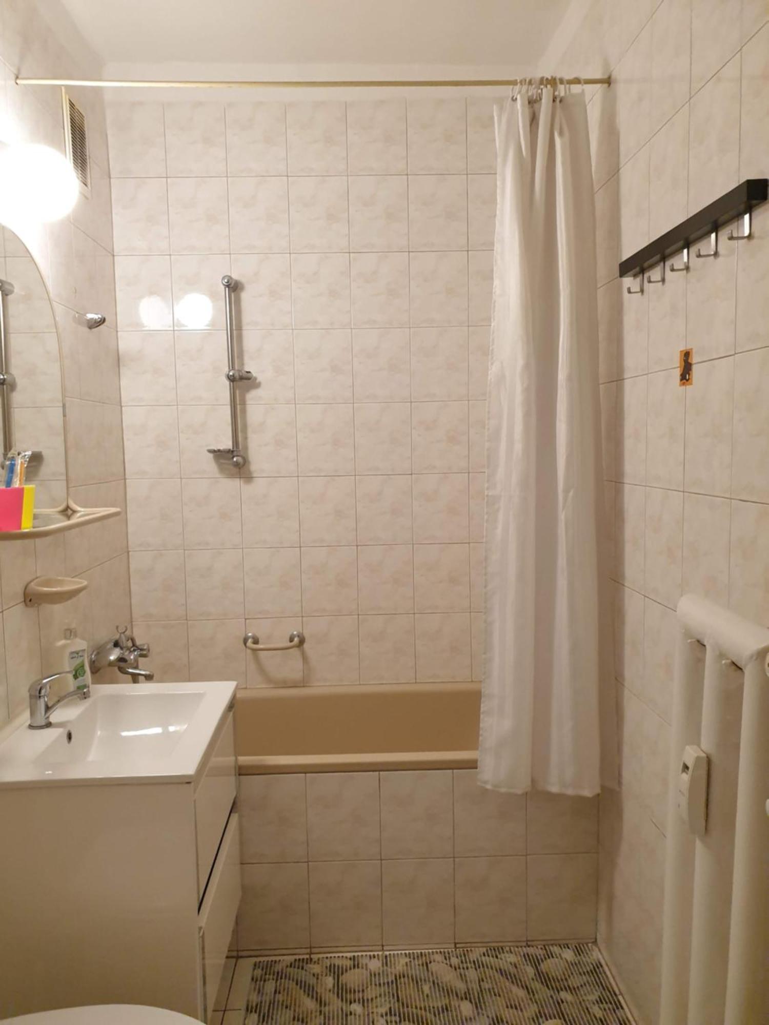 Central Apartman Salgótarján Eksteriør billede