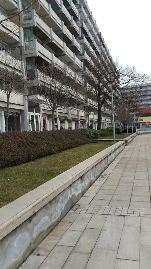 Central Apartman Salgótarján Eksteriør billede