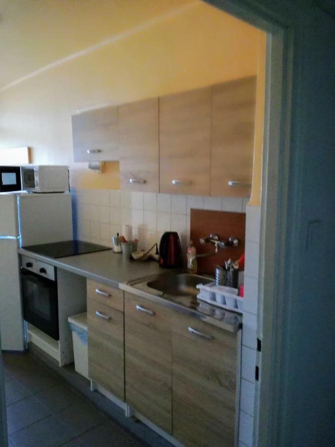 Central Apartman Salgótarján Eksteriør billede